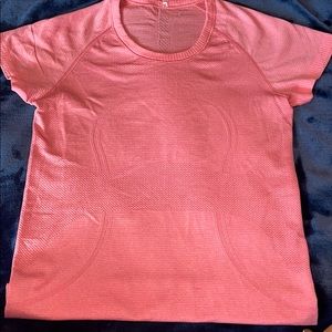Lululemon- pink short sleeve shirt